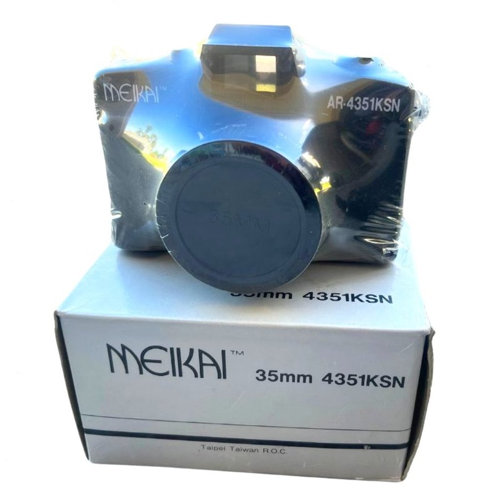 Meikai Camera w/Case,  35mm AR-4351KSN, Black,  